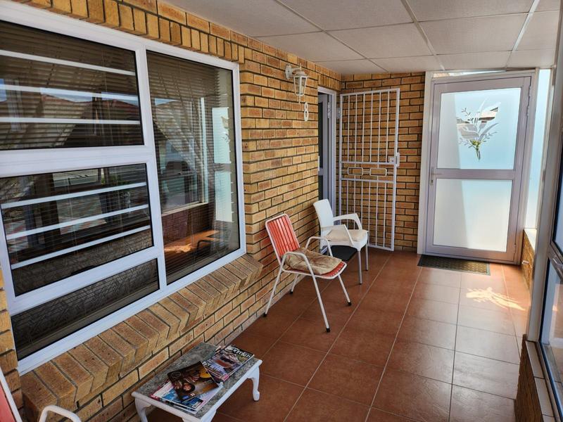 2 Bedroom Property for Sale in Viking Village Western Cape